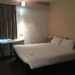 Hotel Ibis Sud Saint Charles