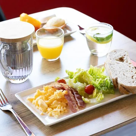 Ibis Sud Saint Charles 3*