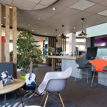 Hotel Ibis Sud Saint Charles 3*