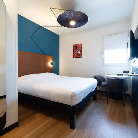 Ibis Sud Saint Charles