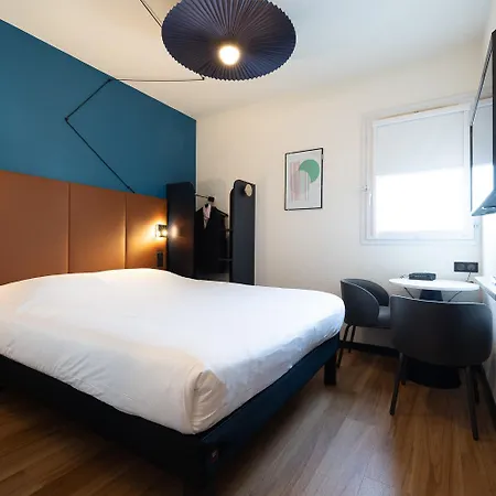 Ibis Sud Saint Charles Hotel