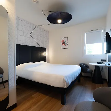 Ibis Sud Saint Charles 3*