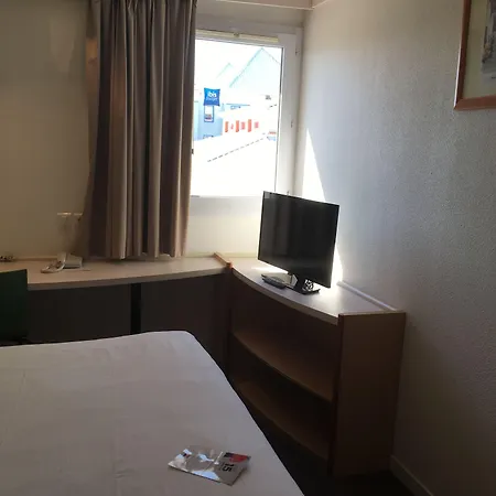 Ibis Sud Saint Charles 3* بيربينيو
