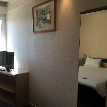 Ibis Sud Saint Charles Hotel Perpinhã