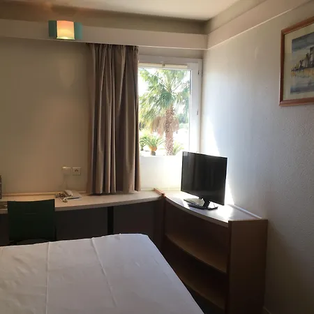 Ibis Sud Saint Charles Hotel Perpignan
