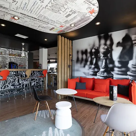 Ibis Sud Saint Charles 3* بيربينيو