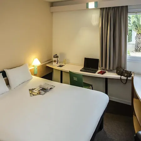 Ibis Sud Saint Charles 3* Perpignan