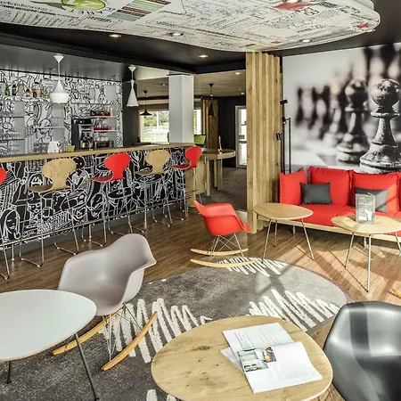 Ibis Sud Saint Charles فندق بيربينيو