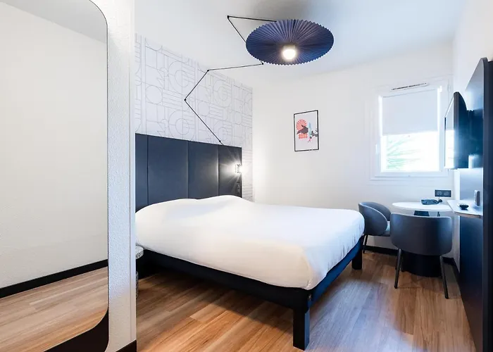 Ibis Sud Saint Charles ホテル 3*