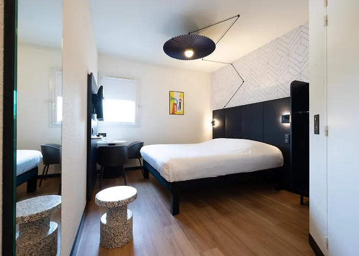 ホテル Ibis Sud Saint Charles ペルピニャン