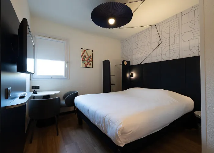 ホテル Ibis Sud Saint Charles