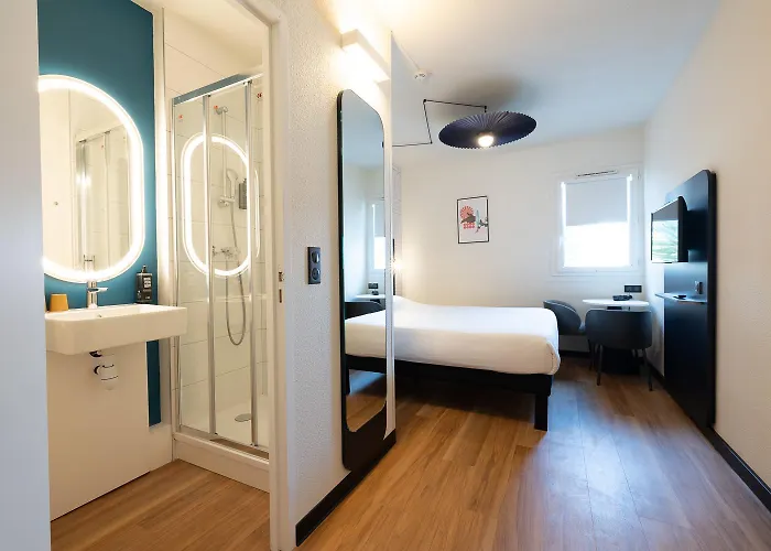 ホテル Ibis Sud Saint Charles