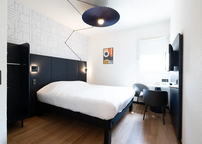 ホテル Ibis Sud Saint Charles