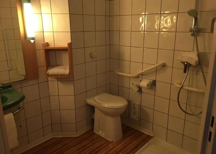 Ibis Sud Saint Charles Hotel