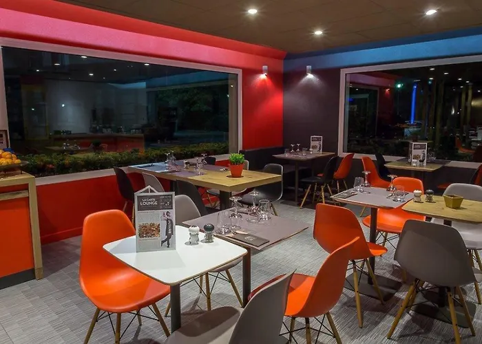 Ibis Sud Saint Charles Hotel 3*